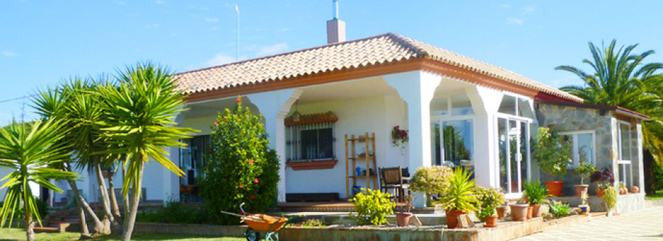 Haus Villa Chalet mit grossem Garten in Andalusien Costa de la Luz Conil de la Frontera zu verkaufen