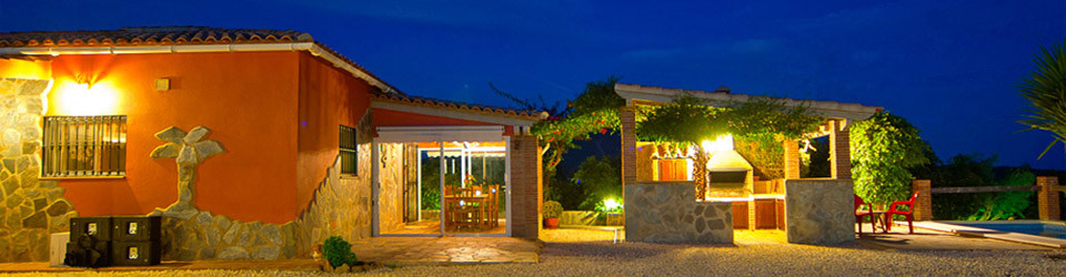 countryproperty with horsestable and lake for sale